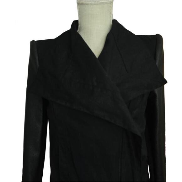 BCBG MAXAZRIA Padded Shoulder Black Bomber Jacket Sz Small - Picture 2 of 9